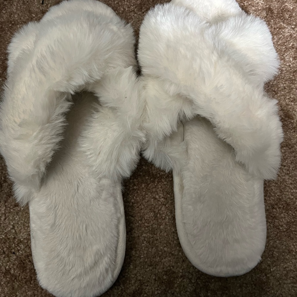 Womens slippers